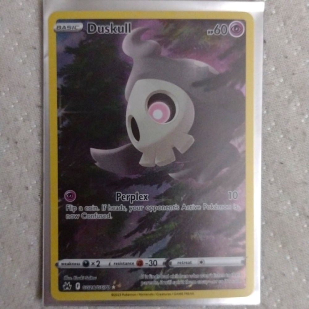 POKEMON-Duskell full art holographic #GG28 ultra rare. Perfect condition